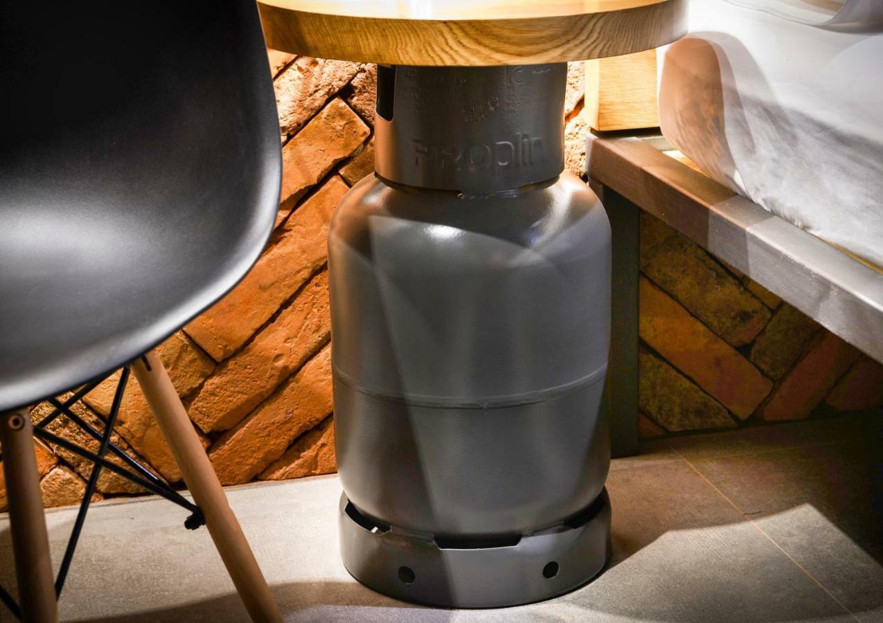 Split Industrial Design Rooms Bagian luar foto