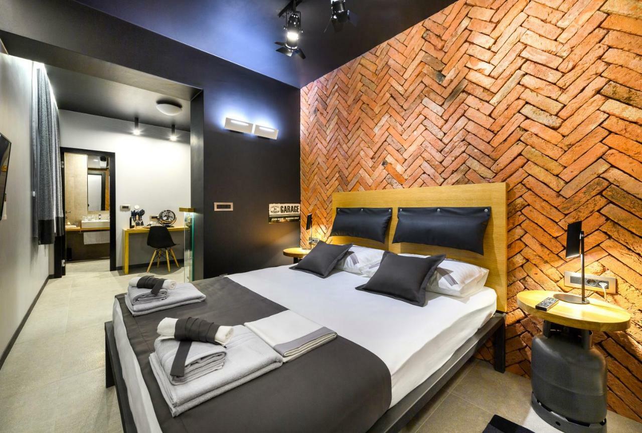 Split Industrial Design Rooms Bagian luar foto